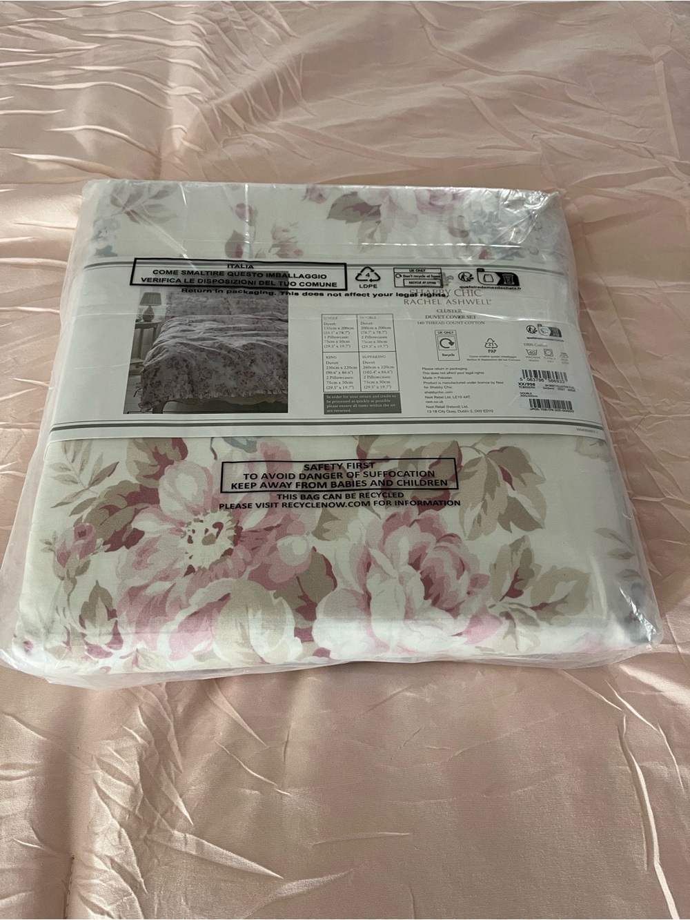Shabby Chic by Rachel Ashwell Cluster Floral Duvet Cover - Pink/Cream - Picture 4 of 9